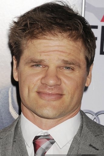 Evan Jones headshot