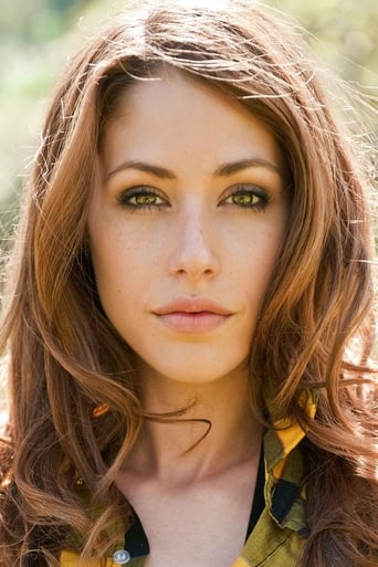 Image of Amanda Crew