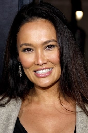 Nackt tia carrerer Tia Carrere