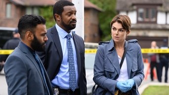 Cena de Desenterrada