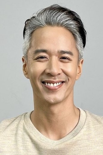 Kumron Jivachat headshot