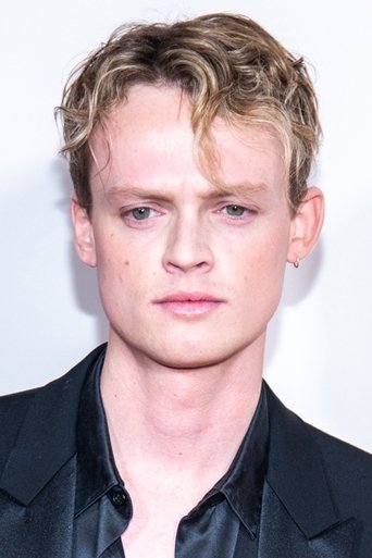 Anson Boon headshot