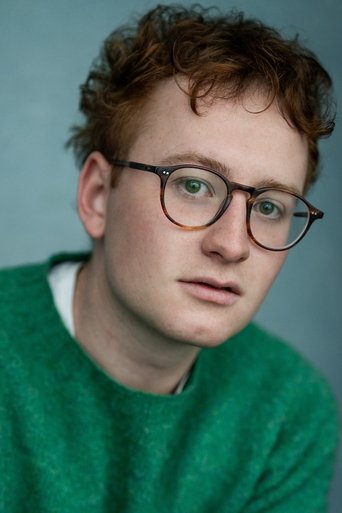 Henry Calcutt headshot