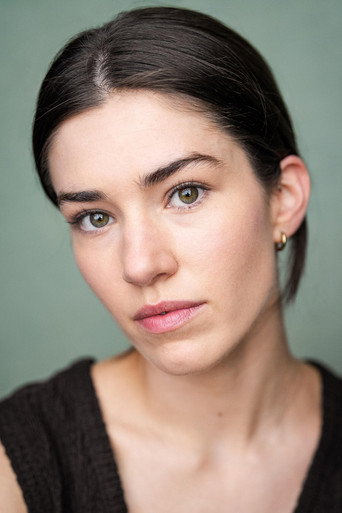 Ellie MacDowall