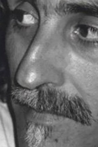 Gino Sgrevaの人物画像 2
