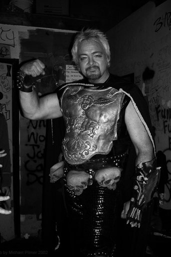 Jon Mikl Thor hace el papel de John Pearce Jon Mikl Thor