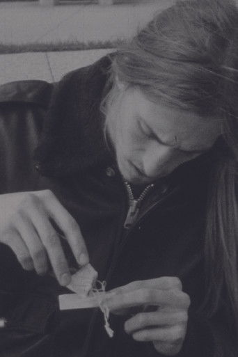 Peter Rolls Some Sigarettes (1973)