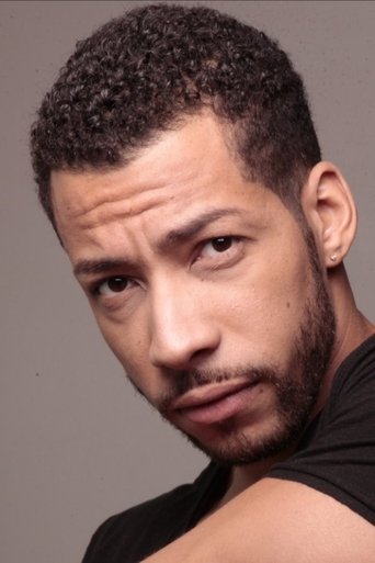 Candido Carter headshot