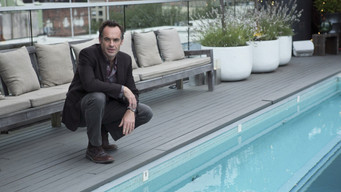 Paul Blackthorne — photo 2