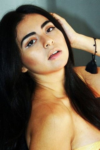 Alondra Mijangosの人物画像 7