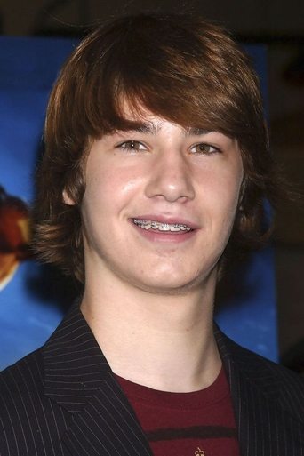Alex Neuberger headshot