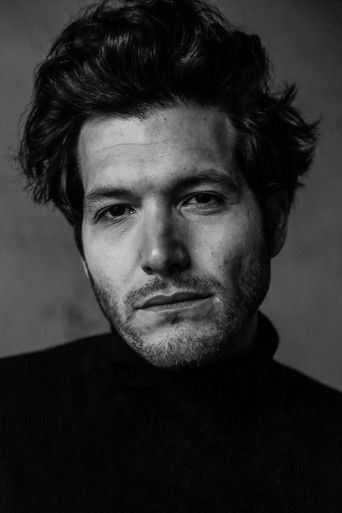 Jeff Wilbusch — photo 2