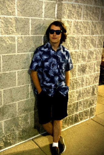 Dustin Blueの人物画像 2