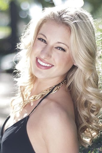 Danni Heverin headshot
