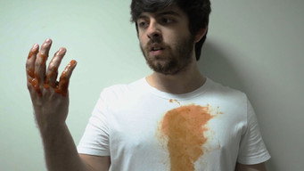 Escena 1 de Red Stain