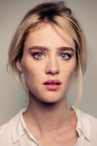 Image of Mackenzie Davis