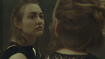 Escena 2 de Easy Love