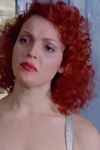 Clara Algranti headshot