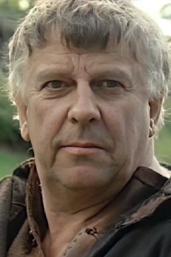 Raoul Billerey headshot