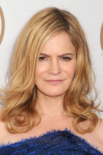 Profile picture of Jennifer Jason Leigh