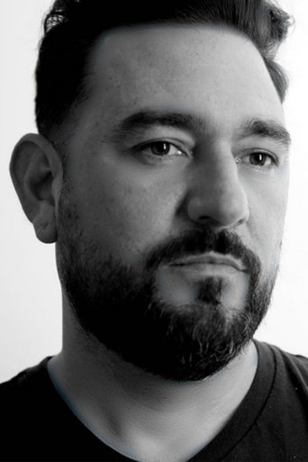 Ian Marioles headshot