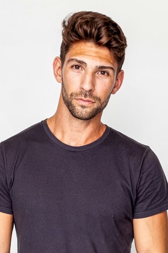 Matthew Andrews headshot