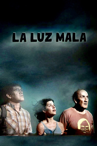 La luz mala (2022)