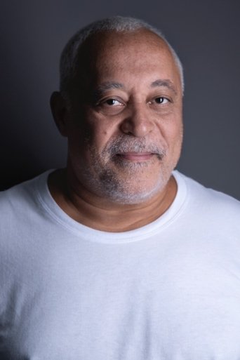 Davi de Almeida headshot