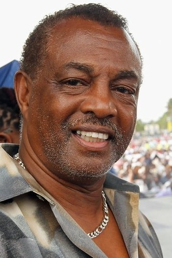 Image of Robert Kool Bell