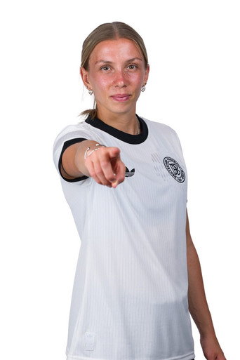 Elisa Senß