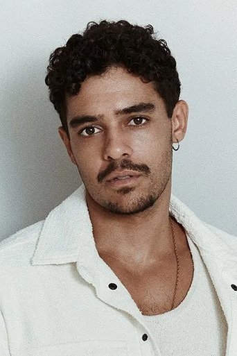 Igor Fernández is Luan Dias