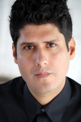 Ricardo Vargas headshot