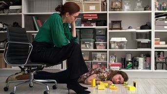 Tiny Furniture (2010)