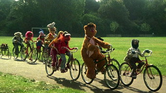 The Great Muppet Caper backdrop 3