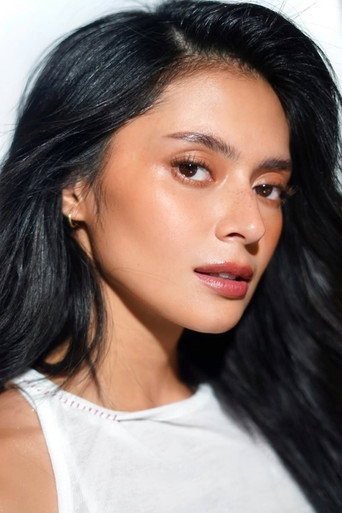 Bianca Umali is Dina