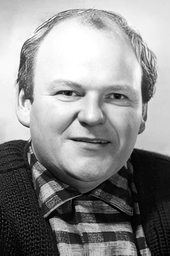 Roy Kinnear headshot