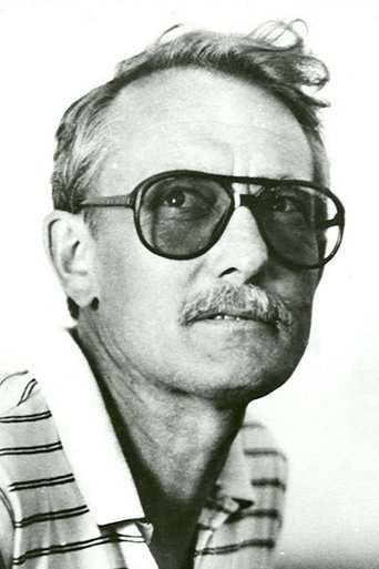 Vladimir Shamshurin hace el papel de  Vladimir Shamshurin