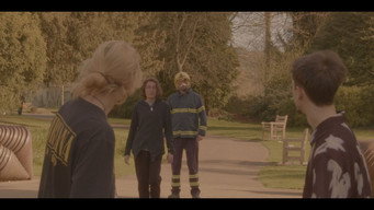 Escena 6 de Dear Nobhead,