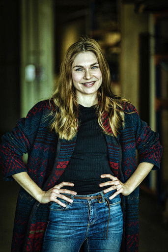 Lauren Müller — photo 2