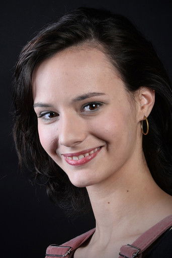 Szonja Rudolf headshot