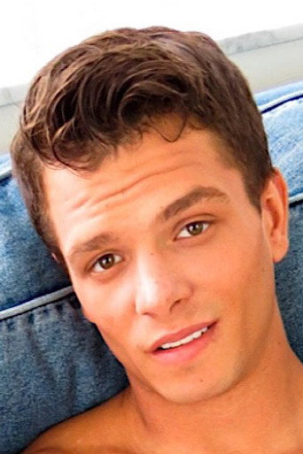 Carter Michaels photo 3