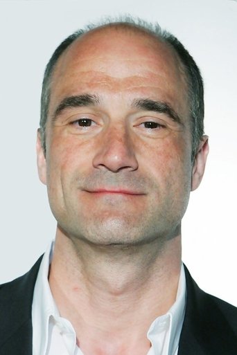 Image of Elias Koteas