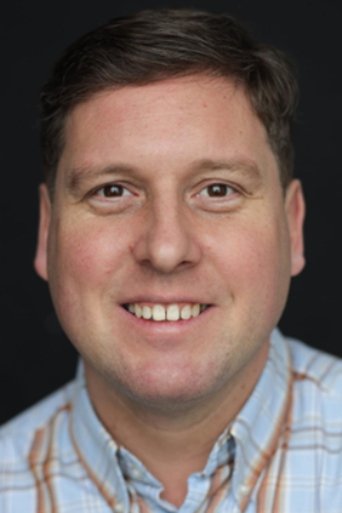 Simon Hubbard headshot