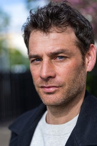 Nicolas Umbdenstock headshot