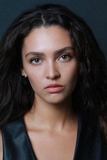 Cansu Savcı fotoğrafı 2