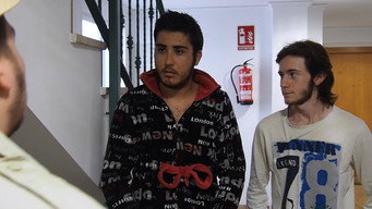 Escena 2 de Entre secretos