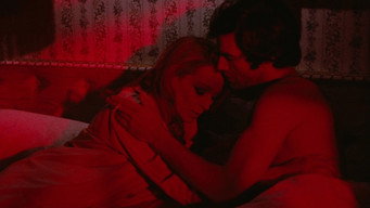 Death Walks on High Heels (1971)