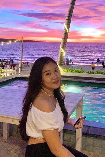 Putu Nadia Pradnya Wulandariの人物画像 1