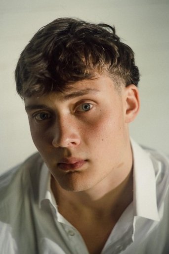 Vincent Miller headshot