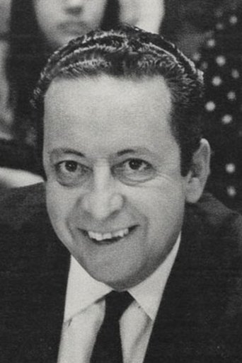 Henrique Lobo hace el papel de Minguinho, o Pé de Laranja Lima (voice) Henrique Lobo